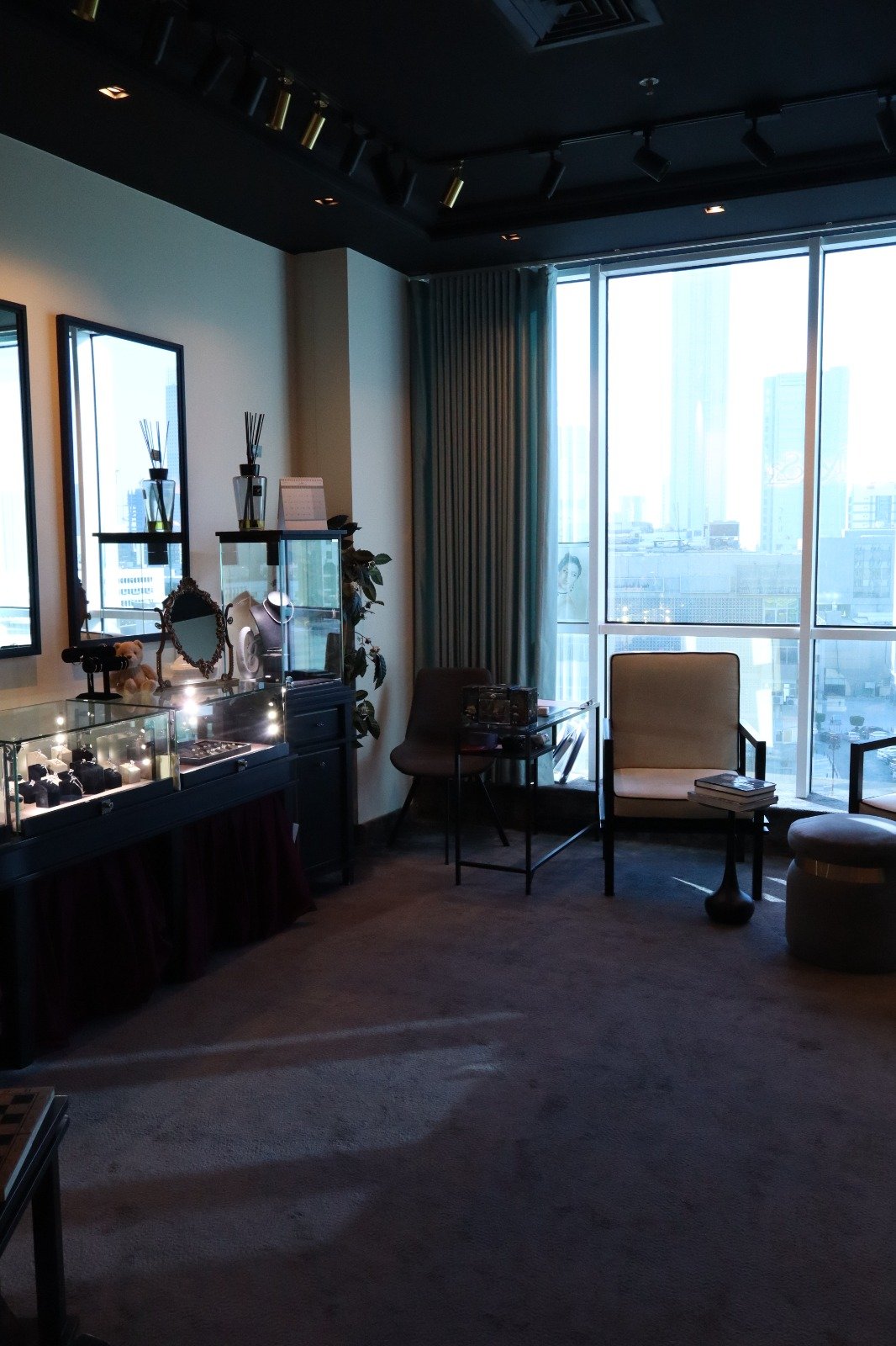 ÉTHÉRÉ Boutique 1
